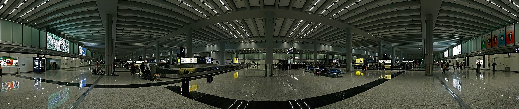 Baggage reclaim area at Hong Kong International Airport, by Samuel Louie