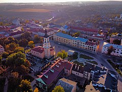 Аерофото осіннього вечора Старого міста