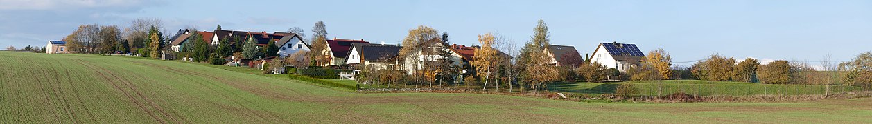 Die Schlossbergsiedlung über der Stadt