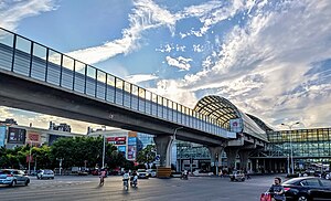 瑞景新苑站外景（2023年7月）