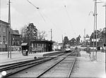 Alléparkens spårvagnshållplats, foto 1931. Spårvagnen är på väg mot Alvik.