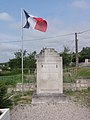 Le mémorial de la Défense du Port de Fontenoy.