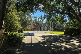 Gateway to Government House