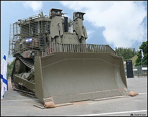 דחפור משוריין IDF Caterpillar D9