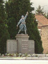 Le monument aux morts.