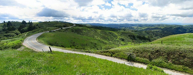 Skyline Boulevard in winter.