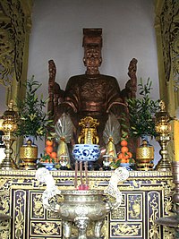 Statue von Trần Nhân Tông