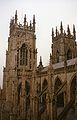 Uma vista da parte de trás das torres da catedral