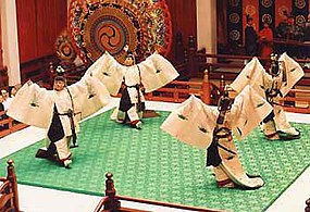 Traditional dancing of eastern Japan, performed during the rituals in the Yukiden.