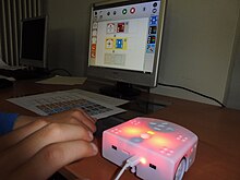 Programmation du robot éducatif Thymio dans un collège de Montpellier.