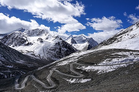Winding road below Shingo La at India-China Border Roads, by Tagooty