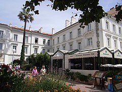 L’hôtel Excelsior.