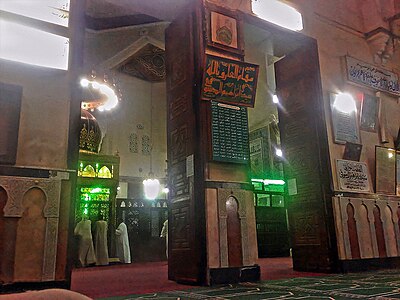 باب غرفة ضريحي إبراهيم الدسوقي وشقيقه الأصغر وخليفته شرف الدين موسى.