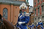 Officer vid Livgardet med ringkrage (dagbricka m/1799) om halsen.