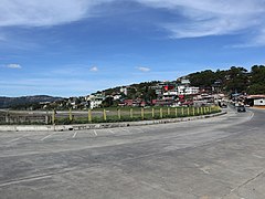 Loakan Road, airport runway