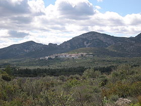 Mas de Barberans, a town located at the feet of the eastern edge of the Ports