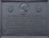 La plaque commémorative de Pierre de Gand