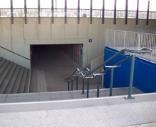 Entrance to the tunnel under the tracks.