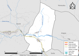 Carte en couleur présentant le réseau hydrographique de la commune