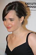 Elliot Page (alors Ellen Page, pré-transition), l’interprète de Juno MacGuff, peu après la sortie du film, en 2007.