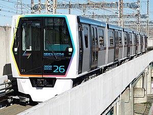 埼玉新都市交通2020系・26編成。（加茂宮駅）