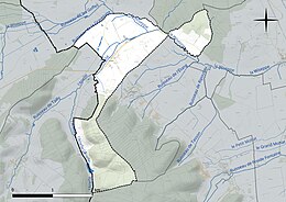 Carte en couleur présentant le réseau hydrographique de la commune