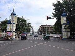 Cotabato Poblacion, Sinsuat Avenue-plaza