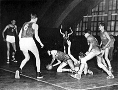 Contre le Mexique aux Jeux olympiques d'été de 1952