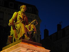 Monument à Ampère, place Ampère sur la Presqu'île à Lyon.