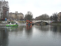 Mündung in den Landwehrkanal, im Hintergrund die Lohmühlenbrücke