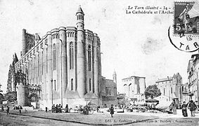 Parvis de la cathédrale en 1913.