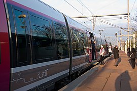 Rame Z 50000 à quai lors de son voyage inaugural du 12 décembre 2009.