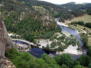 La Loire vue depuis le château d'Arlempdes (Haute-Loire)