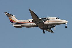 Eine Beechcraft 1900D der Hex’Air