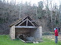 La fontaine-lavoir de Chatelans.