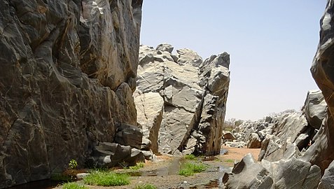 Gorge de Kola en début de saison sèche