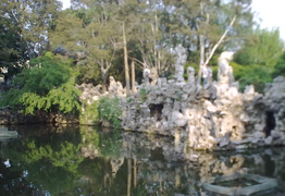 Gruta de roca taihu.