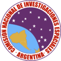 Logo de la Comisión Nacional de Investigaciones Espaciales.