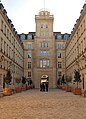 La tour Chappe dans la cour de l'ancien siège du ministère, 103 rue de Grenelle (Paris).