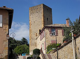 The tower of the Château de Saint-Cyr