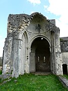 Les vestiges de l'ancienne nef de Boschaud.