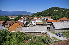 Поглед на селото од камбанаријата на црквата „Св. Никола“