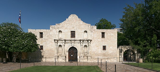 Alamo Mission, by Dschwen