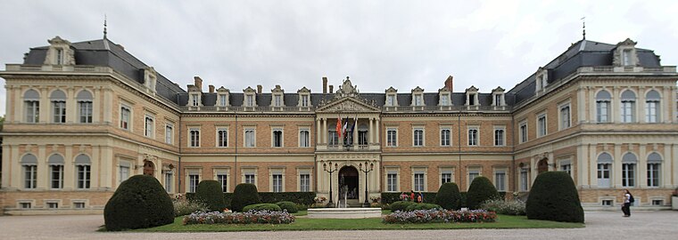 Façade principale du palais Niel.