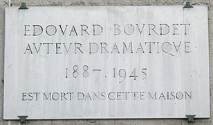 Plaque au no 71.