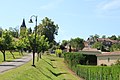 Nördlicher Ortseingang mit der Kirche Saint-Jacques