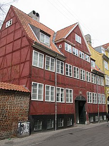 The building seen from the street.