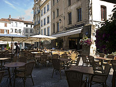 La place des Vosges et ses terrasses.