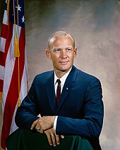 Portrait officiel en couleur d'Aldrin lors de ses premiers mois à la NASA.