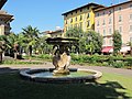 Fontaine au croisement des rues Verdi et Tamerici